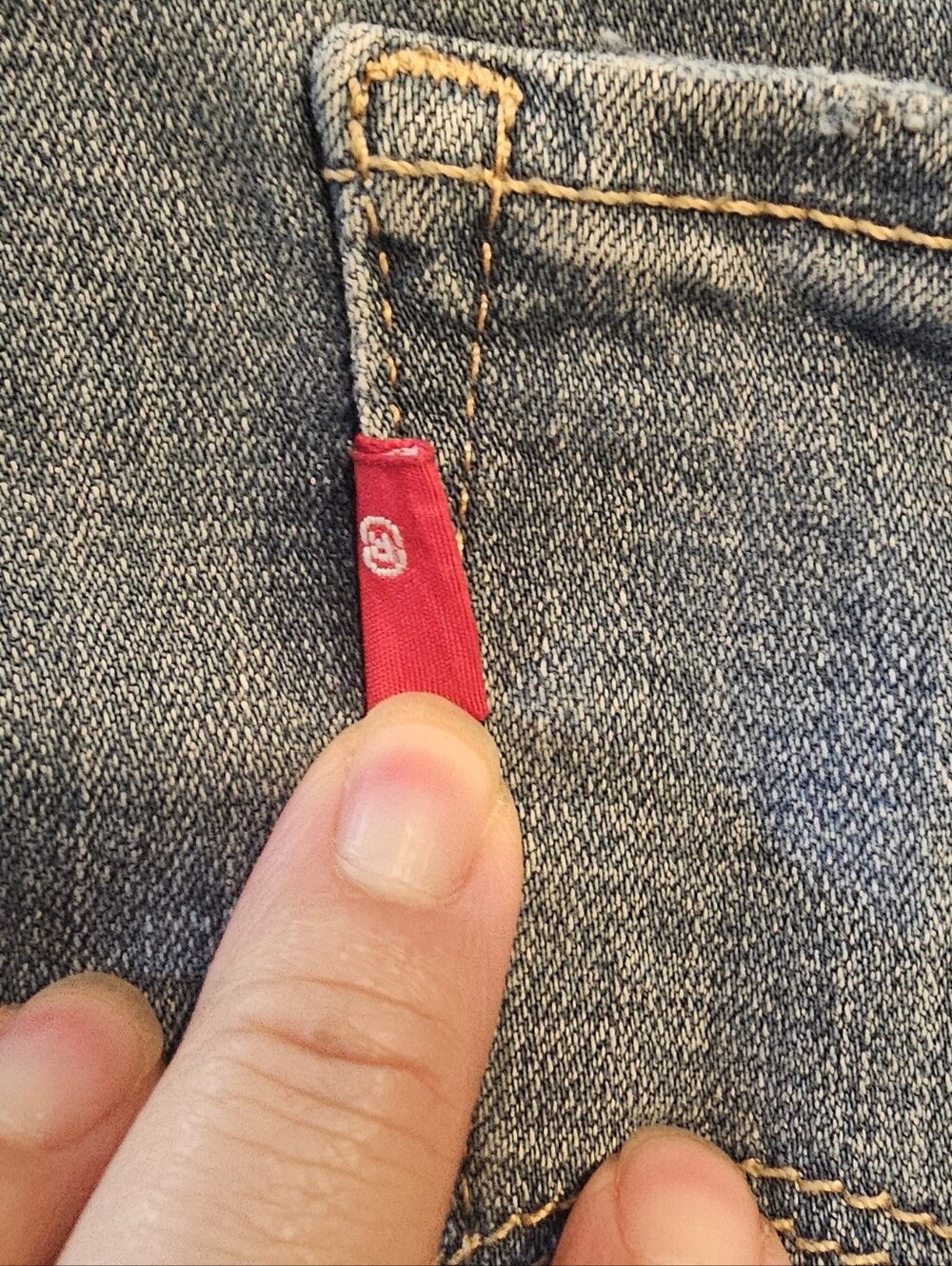 Levi's 724 High-Rise Slim Straight Jeans — Blue Denim - Picture 11 of 12